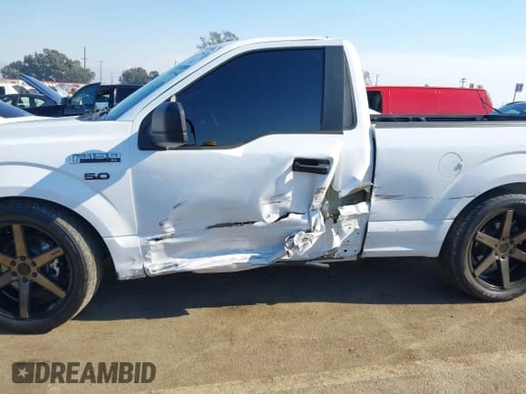 ✅ 2019 Ford F-150 XL • VIN: 1FTMF1C55KKF28511 • Lot: 41255476. Listed on IAAI with 26,638 mi. Free auction sales archive from the USA and detailed vehicle history report at DreamBid. Image 14.