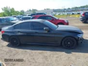 ✅ 2018 BMW 5 Series M550i xDrive • VIN: WBAJB9C55JB286747 • Lot: 42583106. Listed on IAAI with 141,102 mi. Free auction sales archive from the USA and detailed vehicle history report at DreamBid. Image 13.