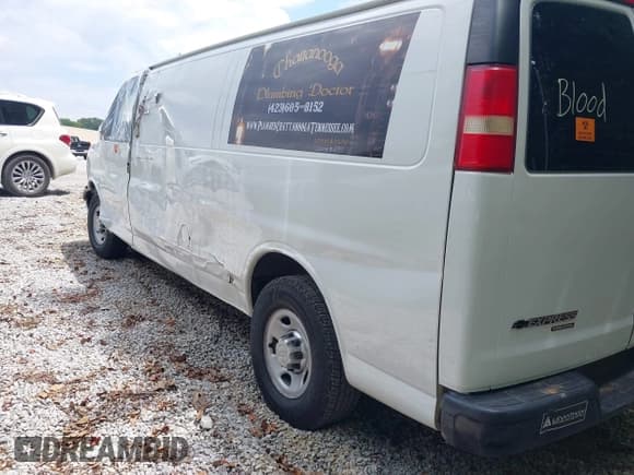 ✅ 2015 Chevrolet Express Cargo • VIN: 1GCWGGCFXF1121507 • Lot: 42788130. Listed on IAAI with 207,237 mi. Free auction sales archive from the USA and detailed vehicle history report at DreamBid. Image 3.