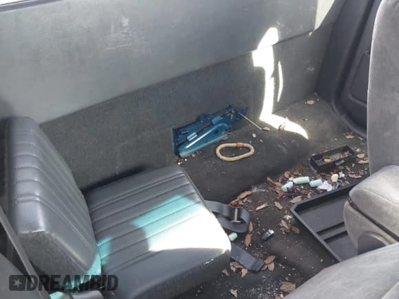 ✅ 2002 Chevrolet S-10 LS • VIN: 1GCCS19W728154519 • Лот: 41578046. Опубликован ранее на IAAI с пробегом 174 703 миль. Бесплатный доступ к архиву аукционных продаж из США и подробный отчёт об истории автомобиля на DreamBid. Изображение 8.