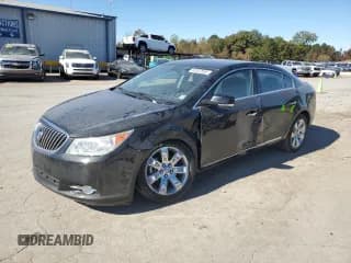 ✅ 2013 Buick LaCrosse Leather • VIN: 1G4GC5E31DF314471 • Lot: 92037855. Wystawiony na Copart z przebiegiem 54 388 mil. Bezpłatny archiwum sprzedaży aukcyjnych z USA i szczegółowy raport historii pojazdu na DreamBid. Zdjęcie 1.