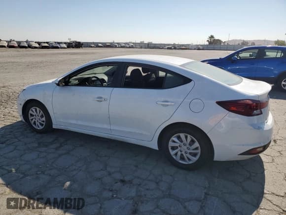 ✅ 2019 Hyundai Elantra SE • VIN: 5NPD74LFXKH449342 • Lot: 64801455. Listed on Copart with 67,164 mi. Free auction sales archive from the USA and detailed vehicle history report at DreamBid. Image 2.