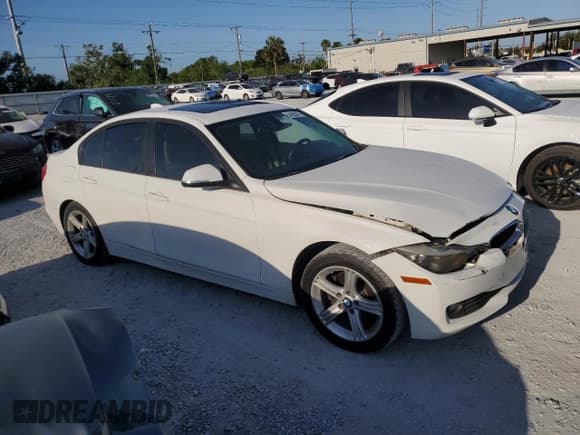 ✅ 2013 BMW 3 Series 328i • VIN: WBA3A5G52DNP19023 • Lot: 54585875. Listed on Copart with 153,231 mi. Free auction sales archive from the USA and detailed vehicle history report at DreamBid. Image 4.
