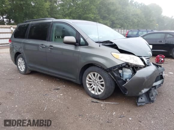 ✅ 2013 Toyota Sienna XLE AAS • VIN: 5TDYK3DC1DS292246 • Lot: 42874453. Listed on IAAI with 160,614 mi. Free auction sales archive from the USA and detailed vehicle history report at DreamBid. Image 1.