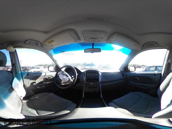 ✅ 2008 Honda Pilot SE • VIN: 5FNYF28318B019150 • Lot: 43449631. Listed on IAAI with 215,995 mi. Free auction sales archive from the USA and detailed vehicle history report at DreamBid. Image 19.