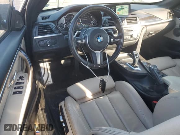 ✅ 2017 BMW 4 Series 430i xDrive • VIN: WBA4U9C35H5H64585 • Лот: 83144214. Опубликован ранее на Copart с пробегом 103 409 миль. Бесплатный доступ к архиву аукционных продаж из США и подробный отчёт об истории автомобиля на DreamBid. Изображение 8.