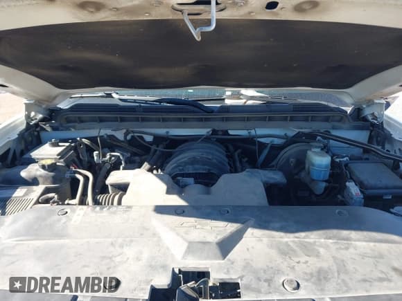 ✅ 2018 Chevrolet Silverado 1500 LT • VIN: 3GCPCREC6JG482791 • Lot: 43519455. Wystawiony na IAAI z przebiegiem 174 730 mil. Bezpłatny archiwum sprzedaży aukcyjnych z USA i szczegółowy raport historii pojazdu na DreamBid. Zdjęcie 10.