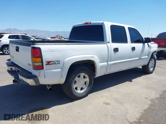 2006 GMC Sierra 1500 SLE1 с VIN 2GTEK13Z961350529, выставлен на аукционе IAAI как лот 42452893 с пробегом 180 106 миль миль и . История ставок и продаж доступна на DreamBid. Изображение 4.
