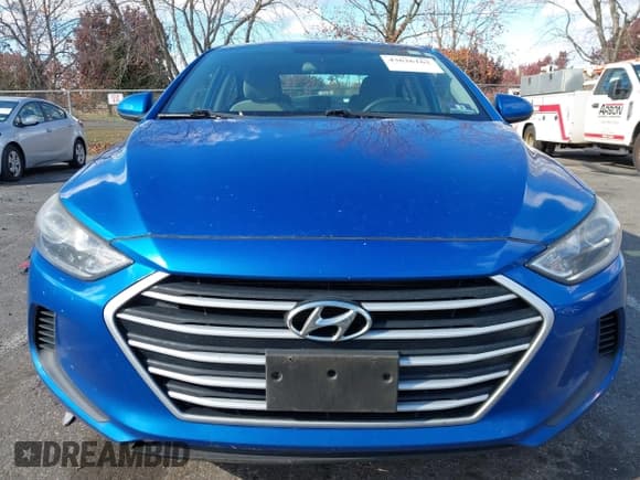 ✅ 2017 Hyundai Elantra SE • VIN: 5NPD84LF6HH181475 • Lot: 43626162. Listed on IAAI with 144,431 mi. Free auction sales archive from the USA and detailed vehicle history report at DreamBid. Image 12.