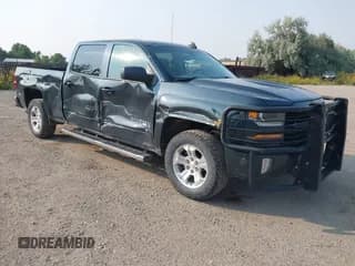 ✅ 2018 Chevrolet Silverado 1500 LT • VIN: 3GCUKREC9JG449662 • Lot: 43138053. Wystawiony na IAAI z przebiegiem 246 548 mil. Bezpłatny archiwum sprzedaży aukcyjnych z USA i szczegółowy raport historii pojazdu na DreamBid. Zdjęcie 1.