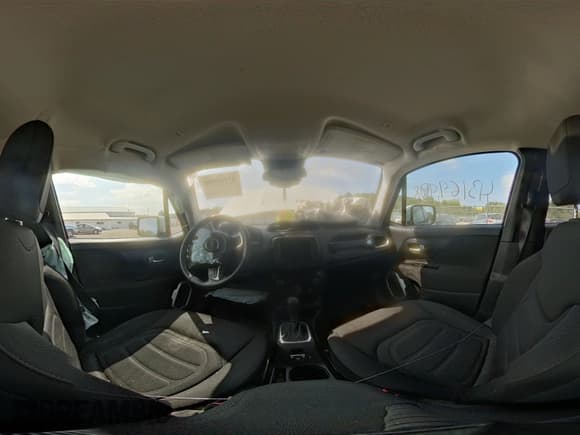 ✅ 2020 Jeep Renegade Latitude • VIN: ZACNJBBB5LPL11478 • Лот: 43169908. Опубликован ранее на IAAI с пробегом 79 013 миль. Бесплатный доступ к архиву аукционных продаж из США и подробный отчёт об истории автомобиля на DreamBid. Изображение 19.