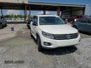 ✅ 2017 Volkswagen Tiguan Sport • VIN: WVGTV7AX8HK021175 • Lot: 66641515. Wystawiony na Copart z przebiegiem 130 436 mil. Bezpłatny archiwum sprzedaży aukcyjnych z USA i szczegółowy raport historii pojazdu na DreamBid. Zdjęcie 14.