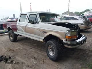 ✅ 1997 Ford F-250 • VIN: 1FTHW26F6VEB85805 • Lot: 42682242. Wystawiony na IAAI z przebiegiem 242 710 mil. Bezpłatny archiwum sprzedaży aukcyjnych z USA i szczegółowy raport historii pojazdu na DreamBid. Zdjęcie 1.