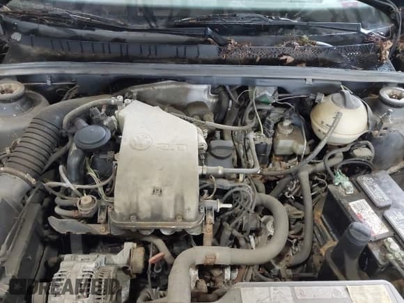 ✅ 1995 Volkswagen Cabriolet • VIN: WVWBC81E6SK001458 • Lot: 42732474. Listed on IAAI with 63,426 mi. Free auction sales archive from the USA and detailed vehicle history report at DreamBid. Image 10.