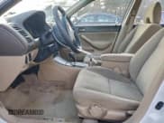 ✅ 2004 Honda Civic LX • VIN: 2HGES16554H545638 • Лот: 95022155. Опубликован ранее на Copart с пробегом 84 921 миль. Бесплатный доступ к архиву аукционных продаж из США и подробный отчёт об истории автомобиля на DreamBid. Изображение 7.