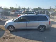 ✅ 2010 Dodge Grand Caravan SE • VIN: 2D4RN4DE4AR348609 • Lot: 43305385. Listed on IAAI with Not provided. Free auction sales archive from the USA and detailed vehicle history report at DreamBid. Image 14.