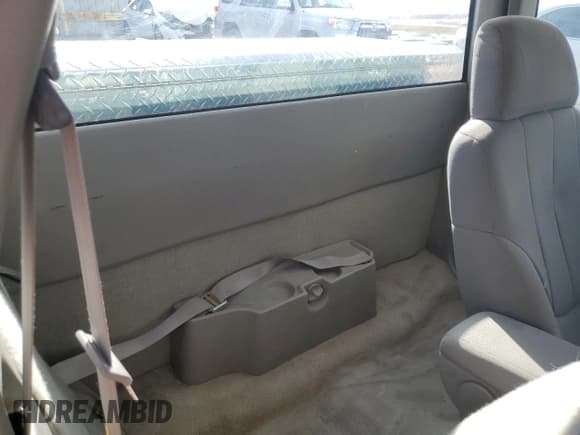 ✅ 2003 GMC Sonoma SLS • VIN: 1GTCS19HX38248963 • Lot: 43984555. Wystawiony na Copart z przebiegiem 182 713 mil. Bezpłatny archiwum sprzedaży aukcyjnych z USA i szczegółowy raport historii pojazdu na DreamBid. Zdjęcie 10.