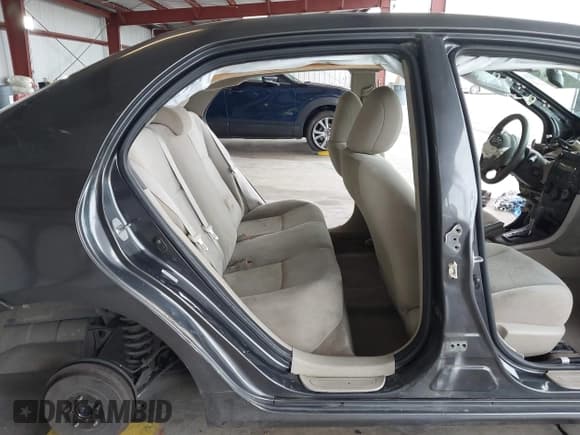 ✅ 2009 Toyota Corolla S • VIN: 1NXBU40E69Z096802 • Lot: 43677674. Listed on IAAI with Not provided. Free auction sales archive from the USA and detailed vehicle history report at DreamBid. Image 8.