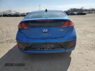 ✅ 2018 Hyundai Ioniq Blue • VIN: KMHC65LC0JU064852 • Lot: 49047825. Wystawiony na Copart z przebiegiem 129 875 mil. Bezpłatny archiwum sprzedaży aukcyjnych z USA i szczegółowy raport historii pojazdu na DreamBid. Zdjęcie 6.