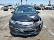 ✅ 2017 Chevrolet Bolt EV LT • VIN: 1G1FW6S09H4148122 • Lot: 64818354. Wystawiony na Copart z przebiegiem 128 783 mil. Bezpłatny archiwum sprzedaży aukcyjnych z USA i szczegółowy raport historii pojazdu na DreamBid. Zdjęcie 5.