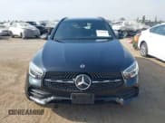 ✅ 2022 Mercedes-Benz GLC 300 • VIN: W1N0G8EB2NG062950 • Lot: 42962800. Wystawiony na IAAI z przebiegiem 74 472 mil. Bezpłatny archiwum sprzedaży aukcyjnych z USA i szczegółowy raport historii pojazdu na DreamBid. Zdjęcie 12.