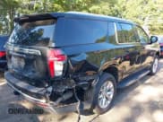 ✅ 2021 Chevrolet Suburban LT • VIN: 1GNSKCKD1MR382911 • Lot: 43016739. Wystawiony na IAAI z przebiegiem 210 049 mil. Bezpłatny archiwum sprzedaży aukcyjnych z USA i szczegółowy raport historii pojazdu na DreamBid. Zdjęcie 4.