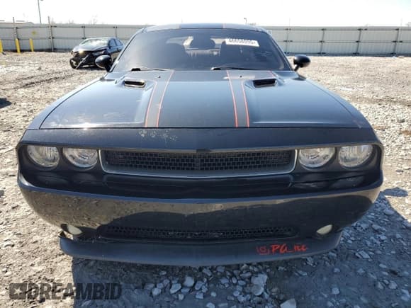 ✅ 2014 Dodge Challenger R/T • VIN: 2C3CDYBT3EH241940 • Lot: 82106215. Wystawiony na Copart z przebiegiem Nie podano. Bezpłatny archiwum sprzedaży aukcyjnych z USA i szczegółowy raport historii pojazdu na DreamBid. Zdjęcie 5.