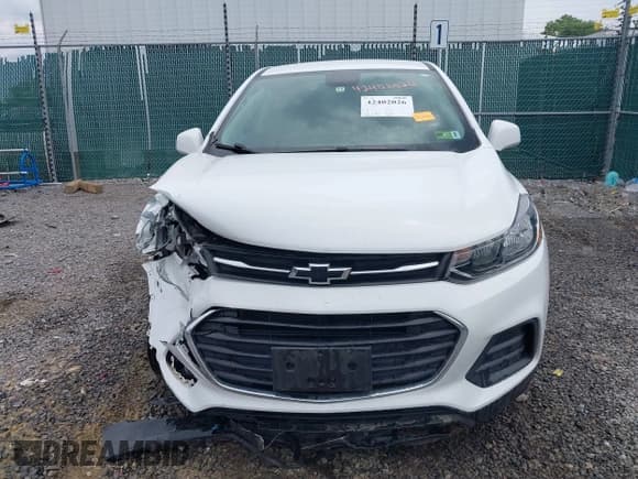 ✅ 2021 Chevrolet Trax LS • VIN: KL7CJNSB5MB326387 • Lot: 42402026. Listed on IAAI with 43,037 mi. Free auction sales archive from the USA and detailed vehicle history report at DreamBid. Image 13.