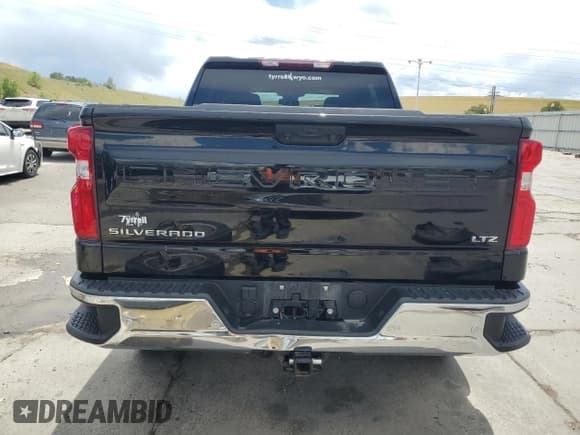 ✅ 2023 Chevrolet Silverado 1500 LTZ • VIN: 2GCUDGED8P1107449 • Lot: 62931735. Wystawiony na Copart z przebiegiem 64 536 mil. Bezpłatny archiwum sprzedaży aukcyjnych z USA i szczegółowy raport historii pojazdu na DreamBid. Zdjęcie 6.