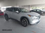 ✅ 2022 Nissan Rogue SV • VIN: 5N1BT3BA0NC676506 • Lot: 43652181. Wystawiony na IAAI z przebiegiem 57 991 mil. Bezpłatny archiwum sprzedaży aukcyjnych z USA i szczegółowy raport historii pojazdu na DreamBid. Zdjęcie 1.