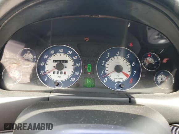 ✅ 2005 Maserati Spyder • VIN: ZAMBB18A150016507 • Лот: 61951374. Опубликован ранее на Copart с пробегом 25 491 миль. Бесплатный доступ к архиву аукционных продаж из США и подробный отчёт об истории автомобиля на DreamBid. Изображение 9.