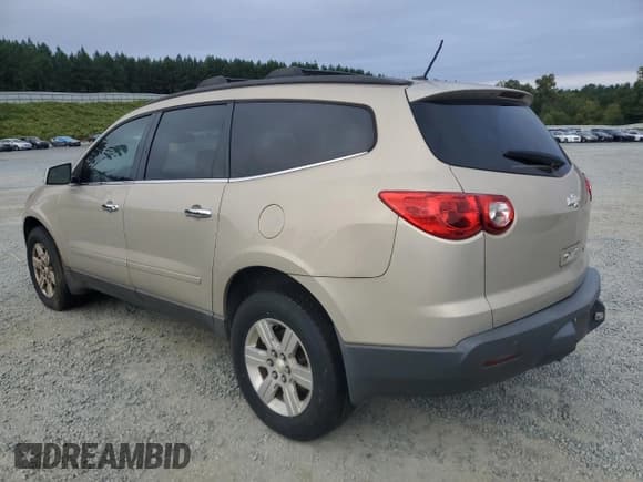 ✅ 2012 Chevrolet Traverse 2LT • VIN: 1GNKRJED1CJ165206 • Lot: 71297084. Wystawiony na Copart z przebiegiem 165 761 mil. Bezpłatny archiwum sprzedaży aukcyjnych z USA i szczegółowy raport historii pojazdu na DreamBid. Zdjęcie 2.