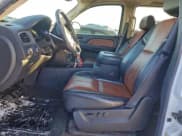 ✅ 2008 Chevrolet Tahoe 3LT • VIN: 1GNFK130X8R160679 • Lot: 95179915. Listed on Copart with 211,401 mi. Free auction sales archive from the USA and detailed vehicle history report at DreamBid. Image 7.