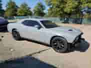 2020 Dodge Challenger SXT z VIN 2C3CDZAG7LH211072, wystawiony jako Copart lot #85314475 z przebiegiem 72 775 mil mil oraz Szkoda całkowita • Salvage title. Historia ofert i sprzedaży dostępna na DreamBid. Obrazek 4.