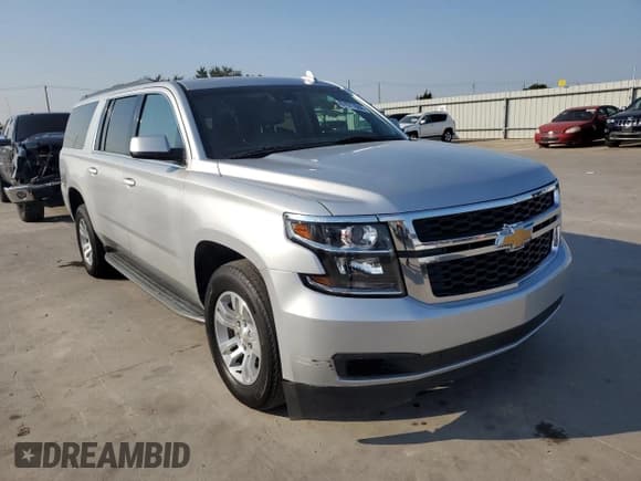 ✅ 2018 Chevrolet Suburban LT • VIN: 1GNSCHKC1JR243021 • Lot: 67077844. Wystawiony na Copart z przebiegiem 166 688 mil. Bezpłatny archiwum sprzedaży aukcyjnych z USA i szczegółowy raport historii pojazdu na DreamBid. Zdjęcie 4.