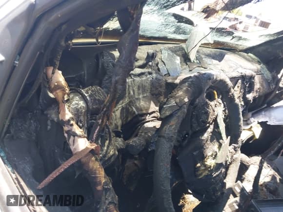 ✅ 2021 Toyota Tacoma SR • VIN: 5TFCZ5AN4MX247304 • Lot: 42692317. Listed on IAAI with Not provided. Free auction sales archive from the USA and detailed vehicle history report at DreamBid. Image 7.