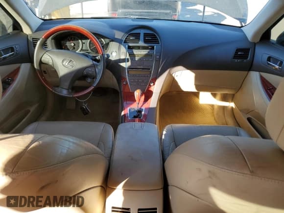 ✅ 2008 Lexus ES 330 • VIN: JTHBJ46G682249015 • Lot: 82840504. Listed on Copart with 208,246 mi. Free auction sales archive from the USA and detailed vehicle history report at DreamBid. Image 8.