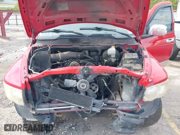 2003 Dodge 1500 ST z VIN 1D7HU18D13S380422, wystawiony jako IAAI lot #43318855 z przebiegiem 241 753 mil mil oraz . Historia ofert i sprzedaży dostępna na DreamBid. Obrazek 10.