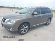✅ 2014 Nissan Pathfinder S • VIN: 5N1AR2MNXEC735811 • Lot: 42904791. Listed on IAAI with 170,146 mi. Free auction sales archive from the USA and detailed vehicle history report at DreamBid. Image 2.