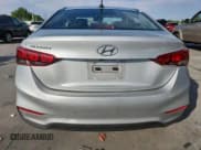 ✅ 2020 Hyundai Accent SE • VIN: 3KPC24A65LE120289 • Lot: 71285515. Wystawiony na Copart z przebiegiem 20 012 mil. Bezpłatny archiwum sprzedaży aukcyjnych z USA i szczegółowy raport historii pojazdu na DreamBid. Zdjęcie 6.