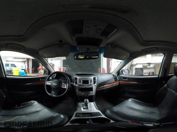 ✅ 2012 Subaru Outback Limited • VIN: 4S4BRBKC6C3224650 • Lot: 43665539. Wystawiony na IAAI z przebiegiem 195 074 mil. Bezpłatny archiwum sprzedaży aukcyjnych z USA i szczegółowy raport historii pojazdu na DreamBid. Zdjęcie 18.