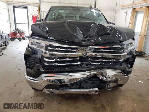 2024 Chevrolet Silverado 1500 LTZ with VIN 1GCUDGED2RZ398766, listed as a Copart auction lot 60565295 with 6,589 mi miles and Salvage title. Bid and sale history available at DreamBid. Image 5.