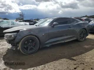 2017 Chevrolet Camaro 2LT with VIN 1G1FD1RX0H0155351, listed as a Copart auction lot 47724365 with 141,874 mi miles and Salvage title. Bid and sale history available at DreamBid. Image 1.