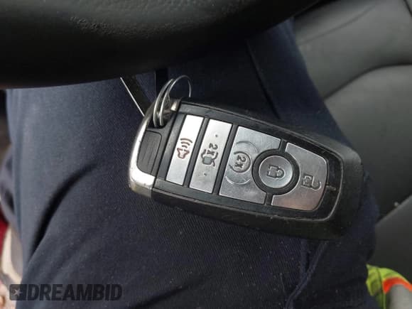 ✅ 2018 Ford Explorer XLT • VIN: 1FM5K8D83JGA61538 • Lot: 42011649. Wystawiony na IAAI z przebiegiem 113 510 mil. Bezpłatny archiwum sprzedaży aukcyjnych z USA i szczegółowy raport historii pojazdu na DreamBid. Zdjęcie 11.