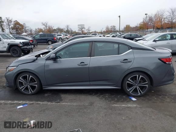 ✅ 2020 Nissan Sentra SR • VIN: 3N1AB8DV0LY261841 • Lot: 43564726. Listed on IAAI with 71,815 mi. Free auction sales archive from the USA and detailed vehicle history report at DreamBid. Image 14.