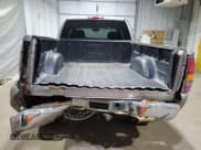 ✅ 2002 Chevrolet Silverado 2500HD LS • VIN: 1GCHK29U32E243595 • Лот: 67637775. Опубликован ранее на Copart с пробегом 247 090 миль. Бесплатный доступ к архиву аукционных продаж из США и подробный отчёт об истории автомобиля на DreamBid. Изображение 6.