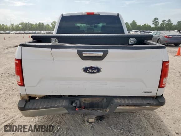 ✅ 2017 Ford F-150 XL • VIN: 1FTEW1CP6HKC32699 • Lot: 67308285. Listed on Copart with 230,725 mi. Free auction sales archive from the USA and detailed vehicle history report at DreamBid. Image 6.
