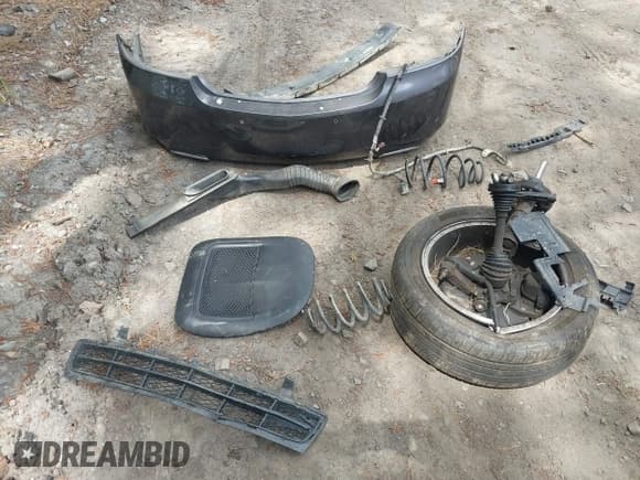 ✅ 2013 Buick LaCrosse Leather • VIN: 1G4GC5E31DF123570 • Lot: 42222947. Wystawiony na IAAI z przebiegiem 122 462 mil. Bezpłatny archiwum sprzedaży aukcyjnych z USA i szczegółowy raport historii pojazdu na DreamBid. Zdjęcie 12.