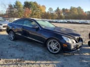 ✅ 2013 Mercedes-Benz E 350 • VIN: WDDKJ8JB9DF214515 • Lot: 90275435. Wystawiony na Copart z przebiegiem Nie podano. Bezpłatny archiwum sprzedaży aukcyjnych z USA i szczegółowy raport historii pojazdu na DreamBid. Zdjęcie 4.