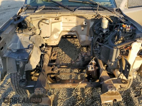 ✅ 2000 GMC Sierra 1500 SLE • VIN: 1GTEK14TXYZ273870 • Лот: 87447194. Опубликован ранее на Copart с пробегом Не указан. Бесплатный доступ к архиву аукционных продаж из США и подробный отчёт об истории автомобиля на DreamBid. Изображение 12.